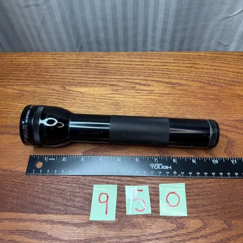 Maglite 2D Cell Flashlight WORKS black batteries not included‎ name engraved